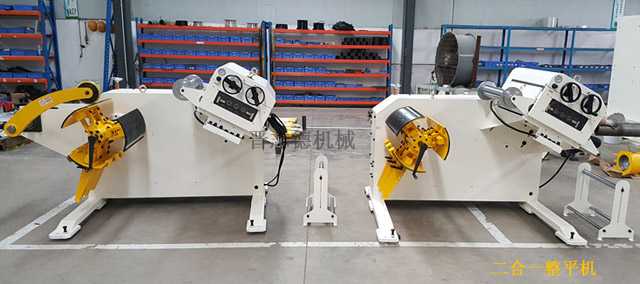 二合一料架兼整平機(jī)設(shè)備 二合一料架兼整平機(jī)設(shè)備