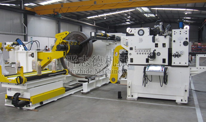 高張力三合一送料機試機 高張力三合一送料機試機