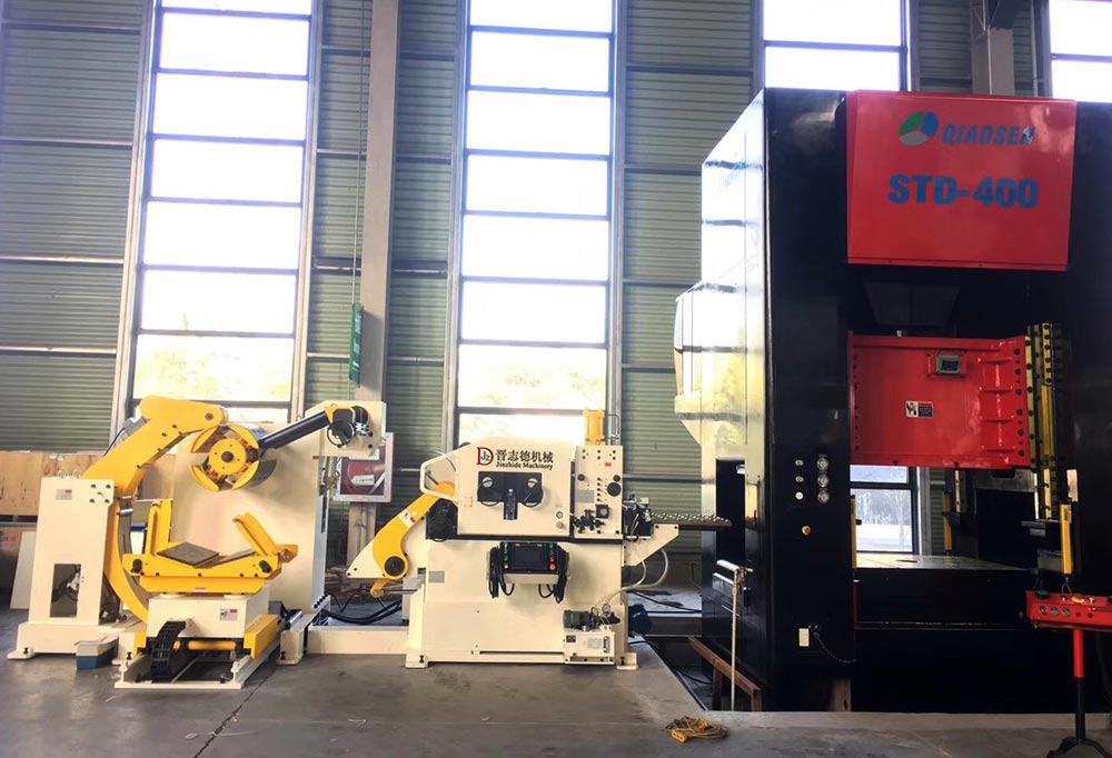 厚板三合一送料機應用,汽車制動臂沖壓 厚板三合一送料機應用,汽車制動臂沖壓