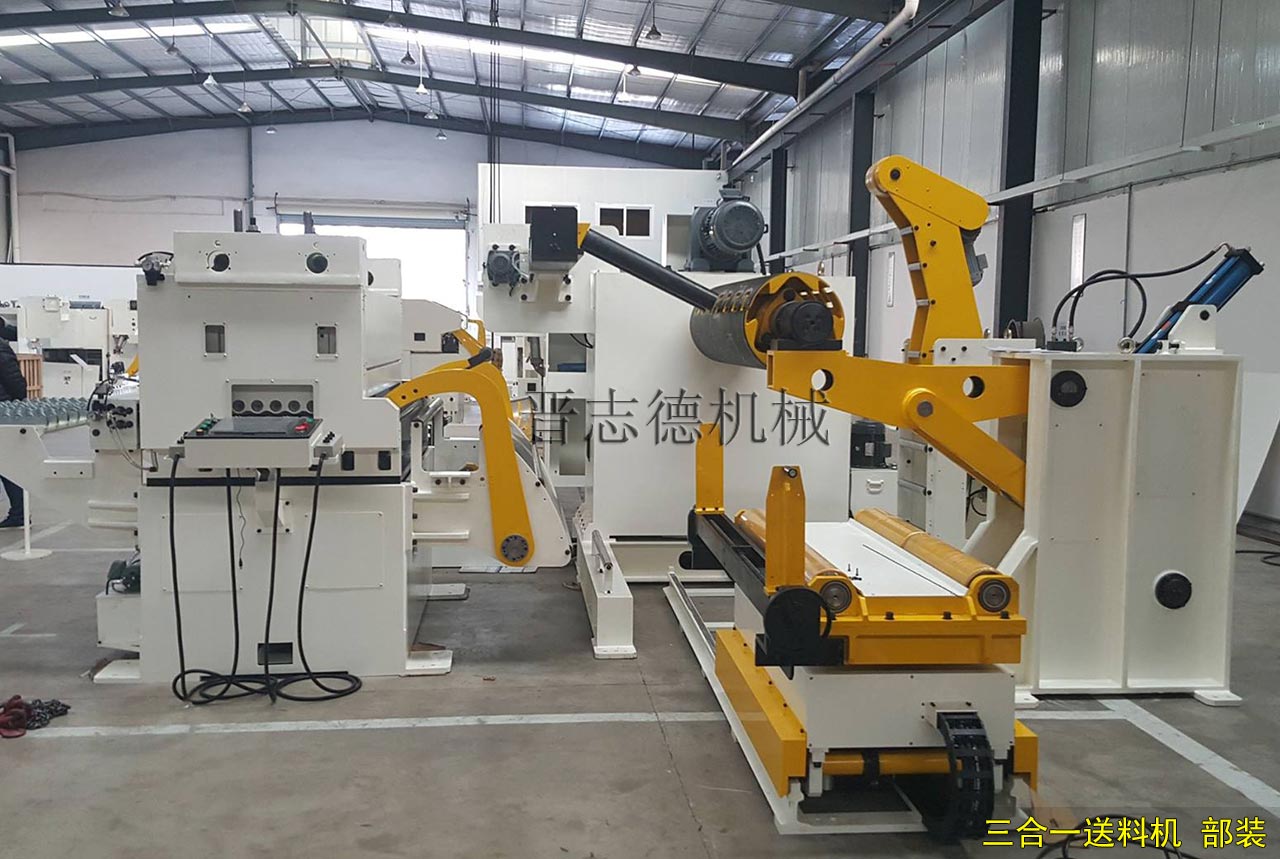 三合一送料機(jī)部裝 三合一送料機(jī)部裝