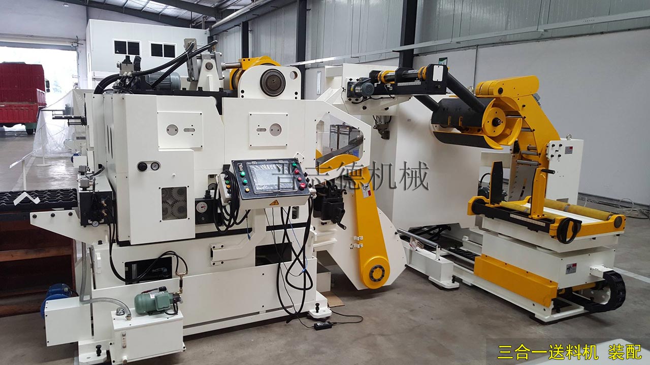 三合一送料機(jī)裝配 三合一送料機(jī)裝配