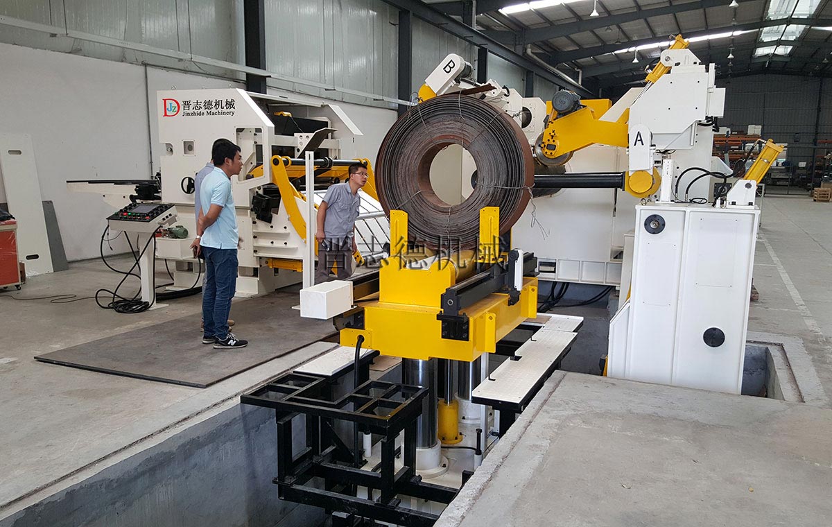 大型1600三合一送料機 大型1600三合一送料機