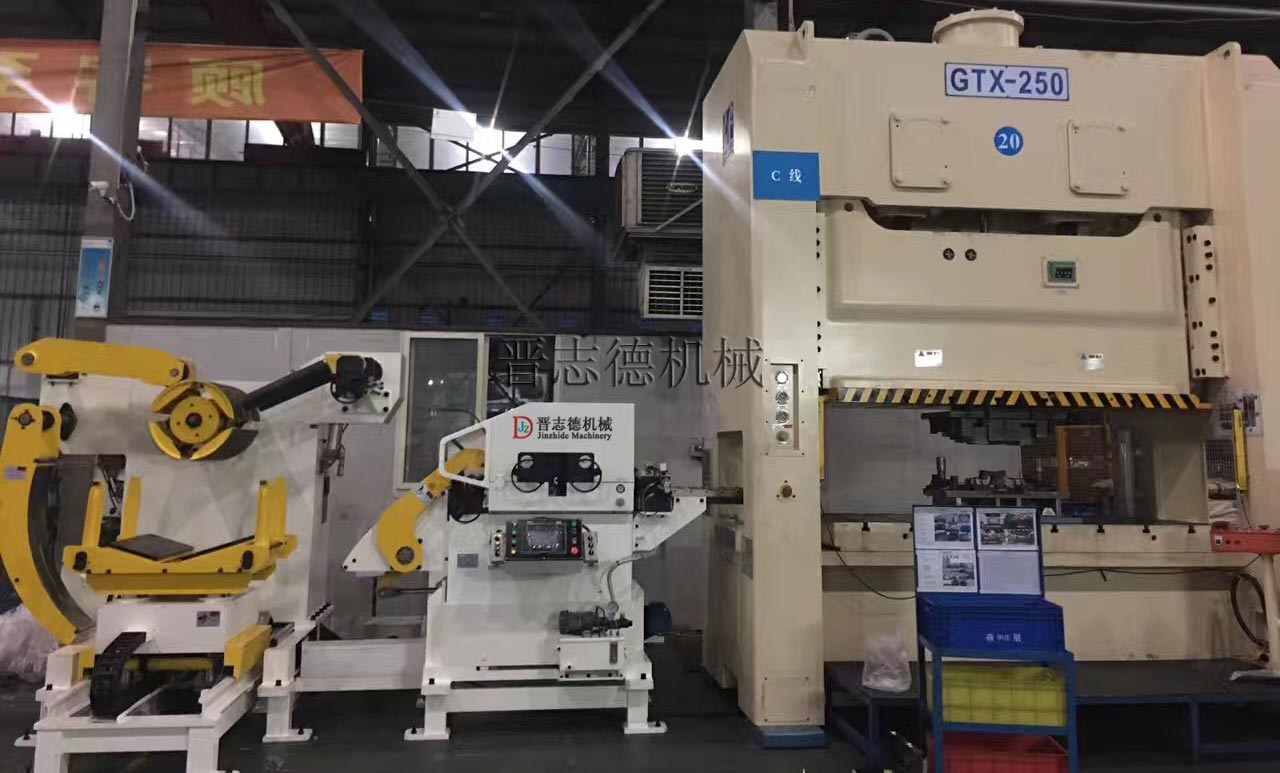 中板三合一送料機使用,中板三合一送料機生產(chǎn)線 中板三合一送料機使用,中板三合一送料機生產(chǎn)線