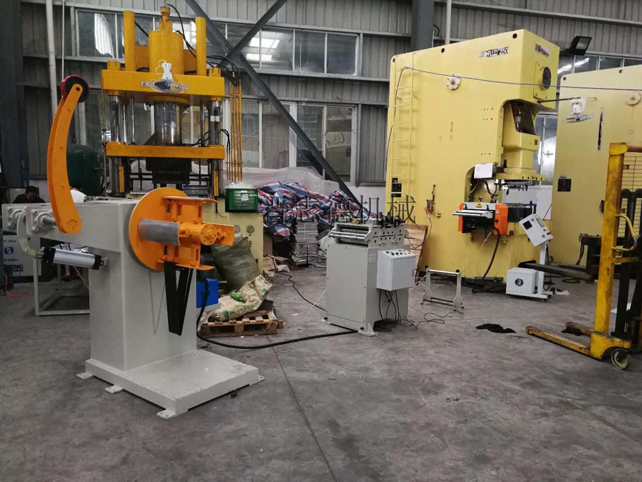 重型材料架維修,NC伺服送料機維修 重型材料架維修,NC伺服送料機維修