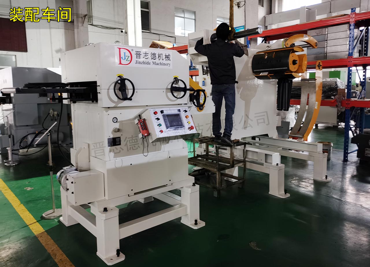 三合一送料機裝配車間 三合一送料機裝配車間